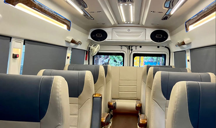 12 seater deluxe 1x1 maharaja tempo traveller on rent in delhi